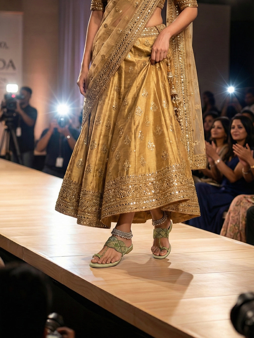 The Heritage Bloom Kolhapuri – Modern Festive Fusion